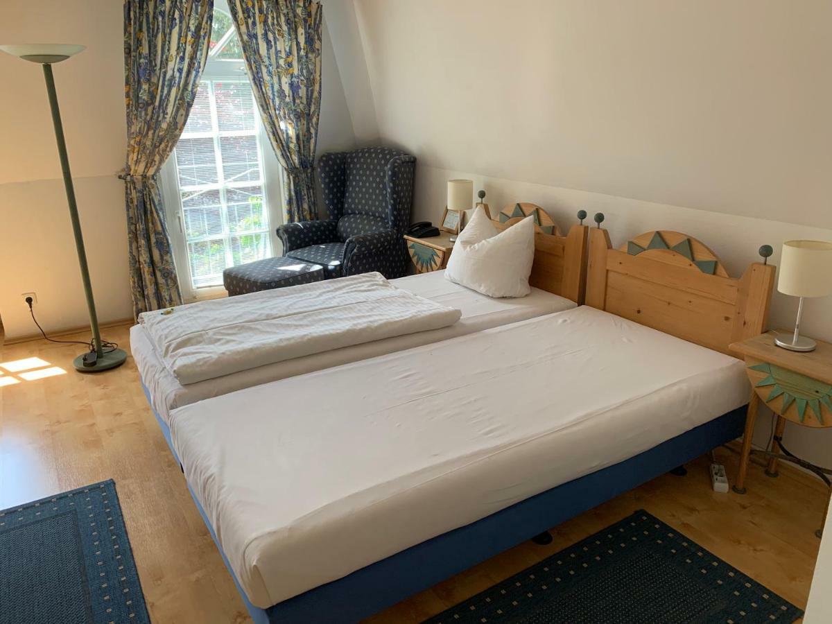 Hotel Zwei Laender Apolda Zewnętrze zdjęcie