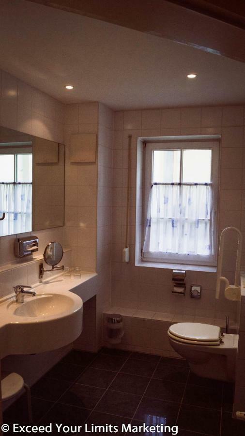 Hotel Zwei Laender Apolda Zewnętrze zdjęcie